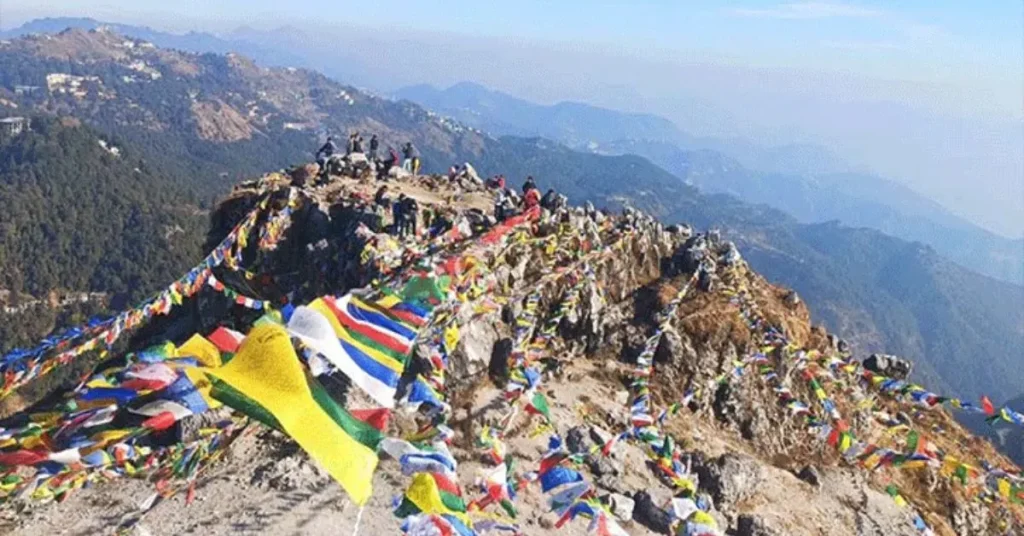 Overview of George Everest Peak