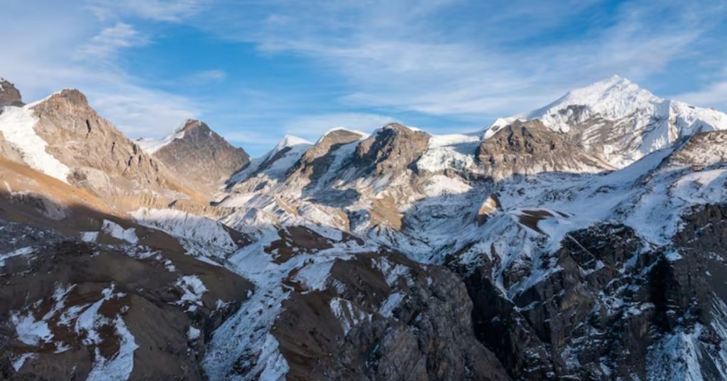 6000m Peak